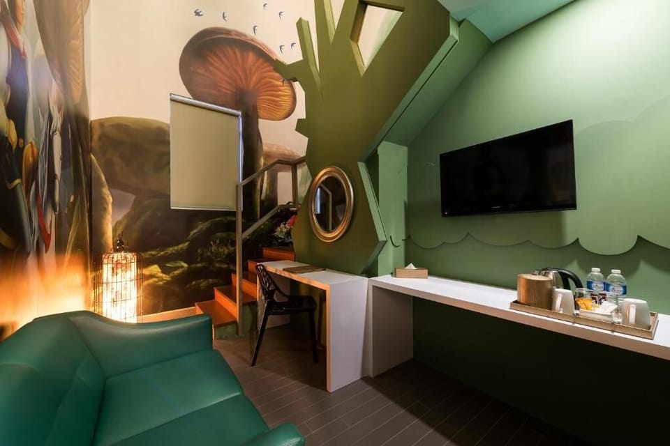 Duplex Room | Desk, iron/ironing board, free WiFi