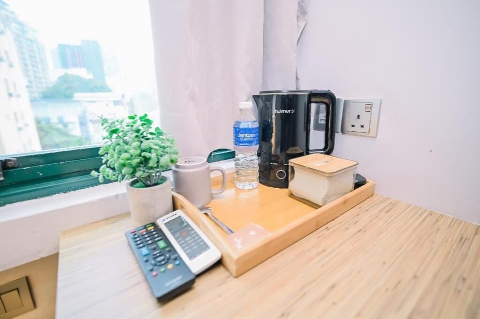 Deluxe Single Room | Desk, iron/ironing board, free WiFi
