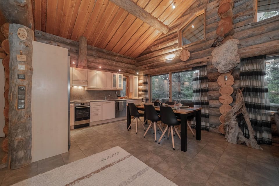 Superior Villa, 5 Bedrooms, Slope side | Iron/ironing board, free WiFi, bed sheets