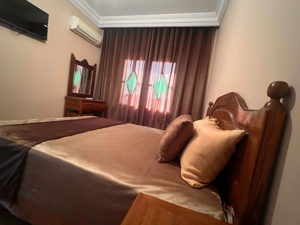 Classic Quadruple Room | Desk, laptop workspace, WiFi (free)