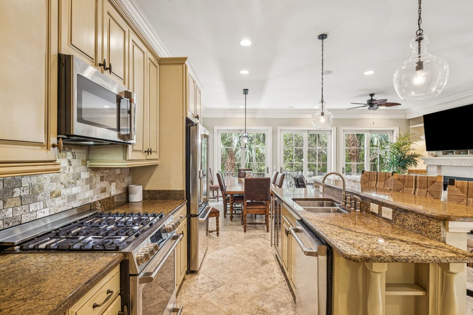 Spacious Chef's Kitchen