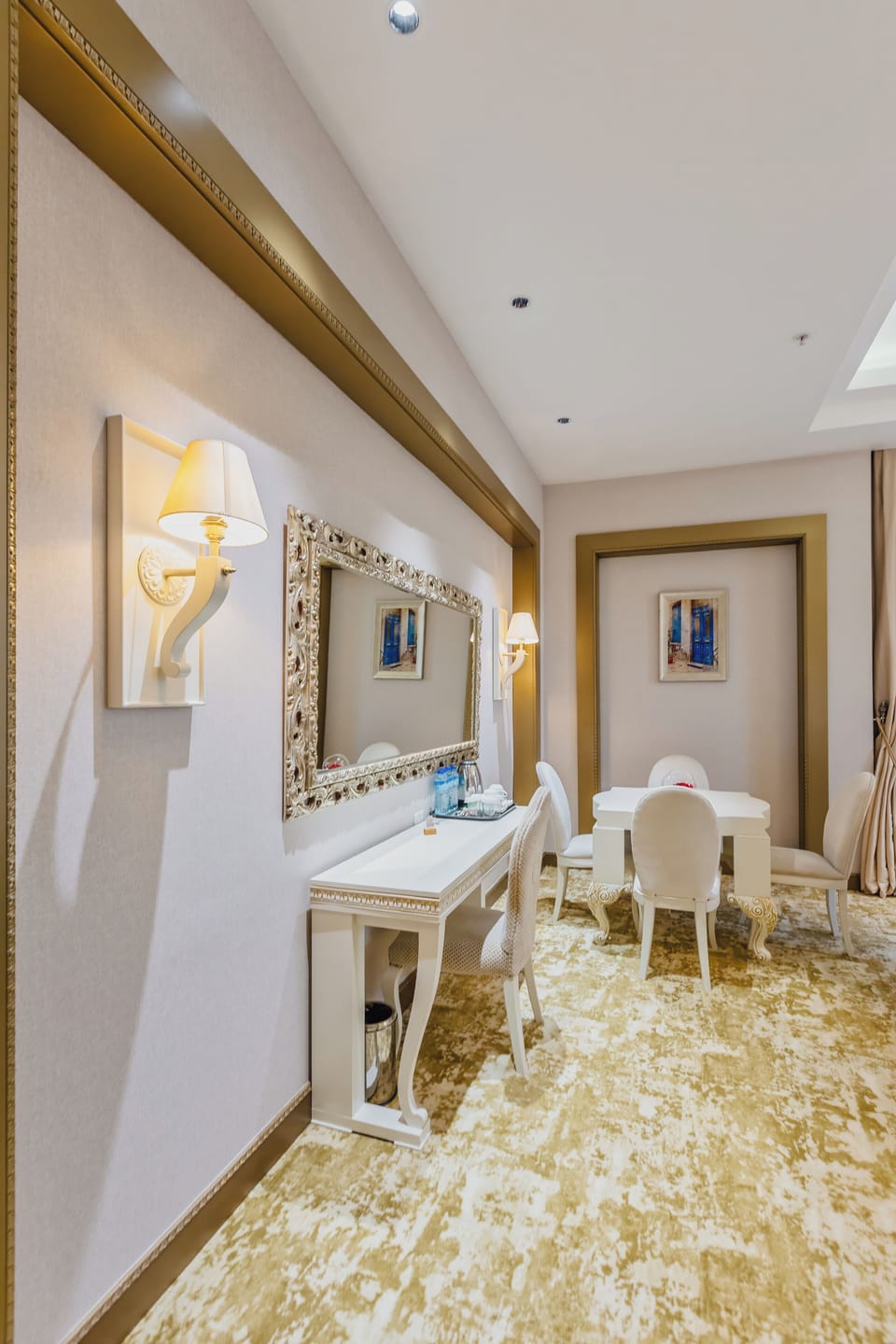 Family Suite | Living area | TV, printers