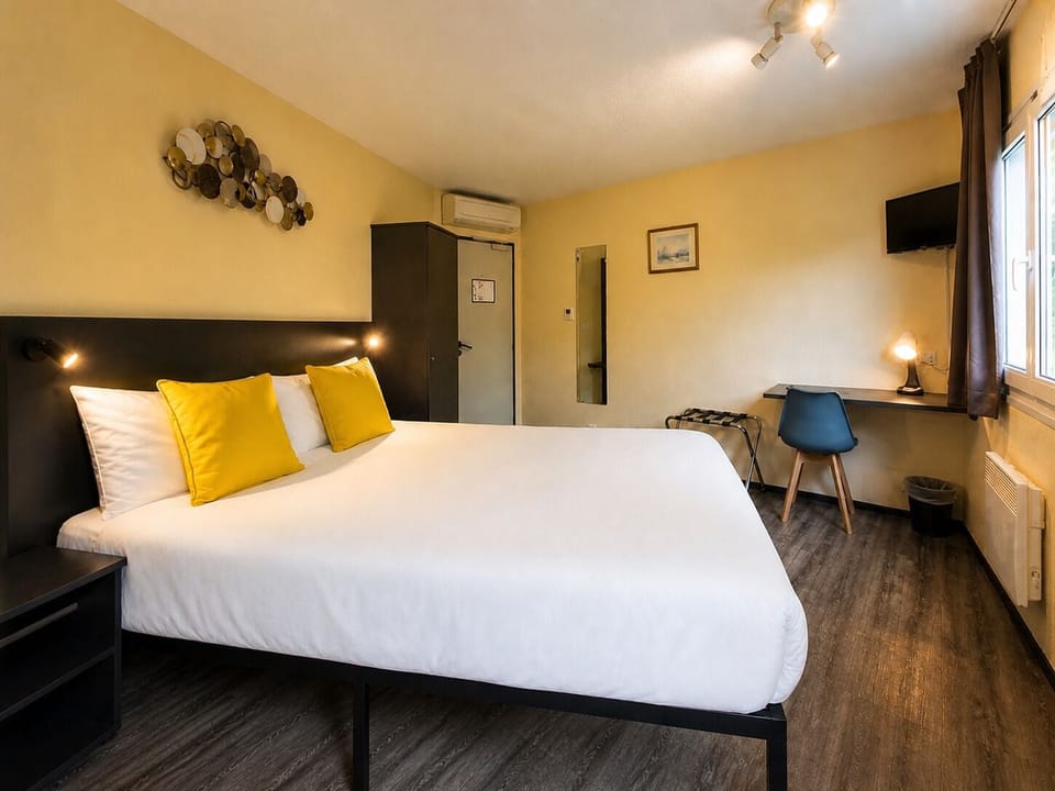 Comfort Double Room | Free WiFi