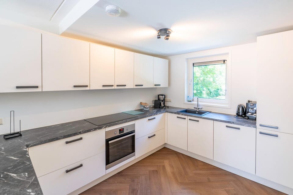House | Private kitchen | Highchair