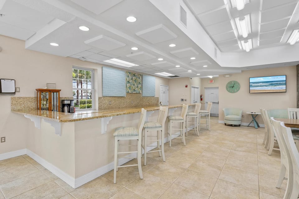 Condo, Multiple Beds (Oceanwalk 11-603) | Dining