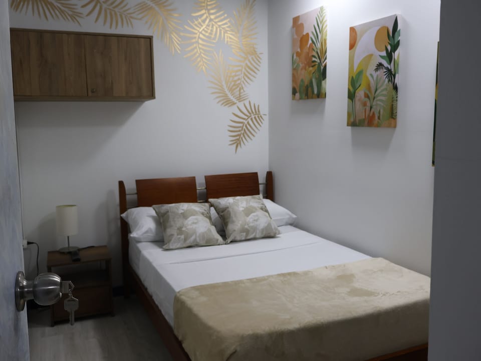 Classic Double Room, 1 Double Bed | Desk, laptop workspace, free WiFi