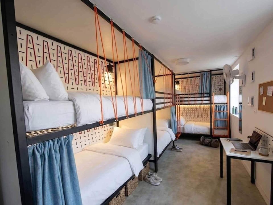 Soundproofing, free WiFi, bed sheets