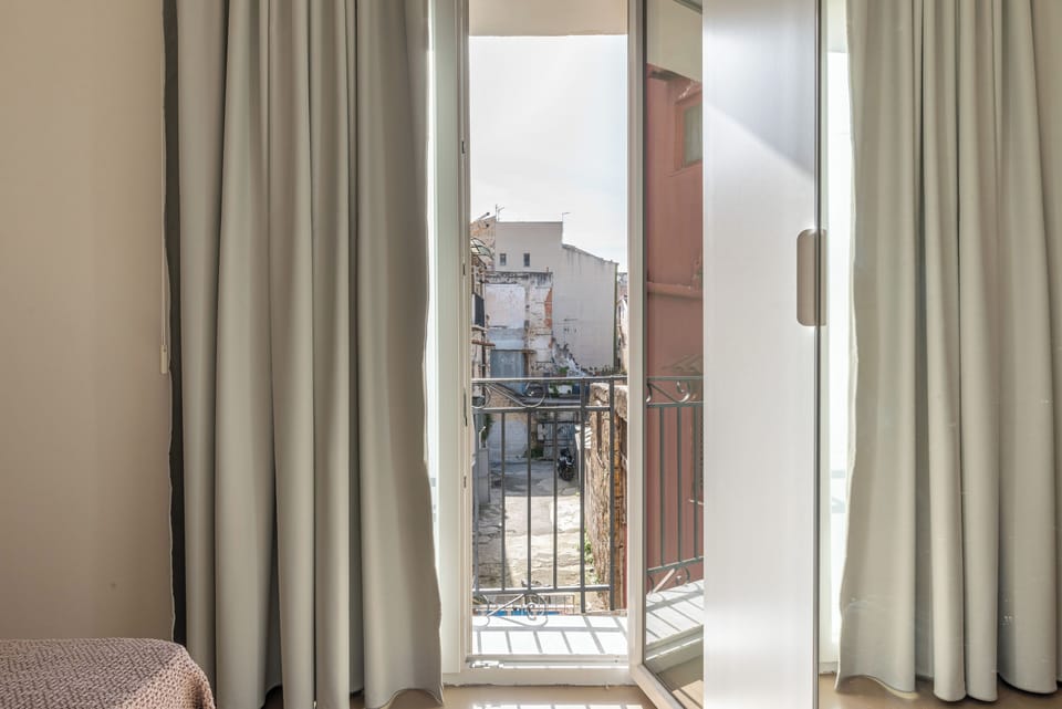 Apartment, 1 Bedroom | Iron/ironing board, free WiFi