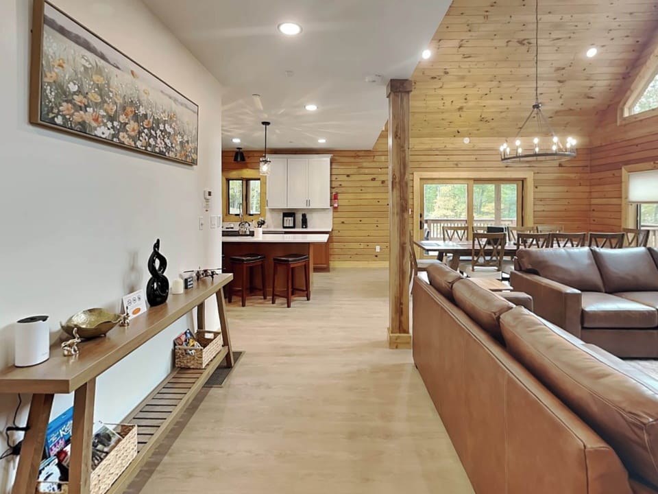 House (6 Bedrooms) | Property amenity