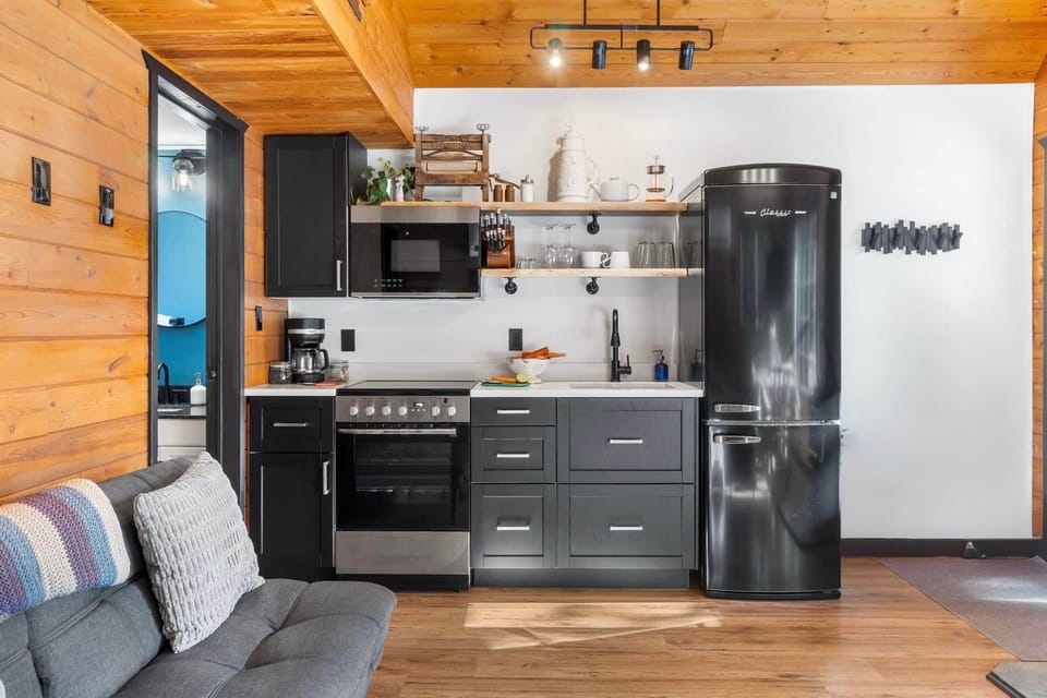 Smart tv wifi open full kitchen eating healthy