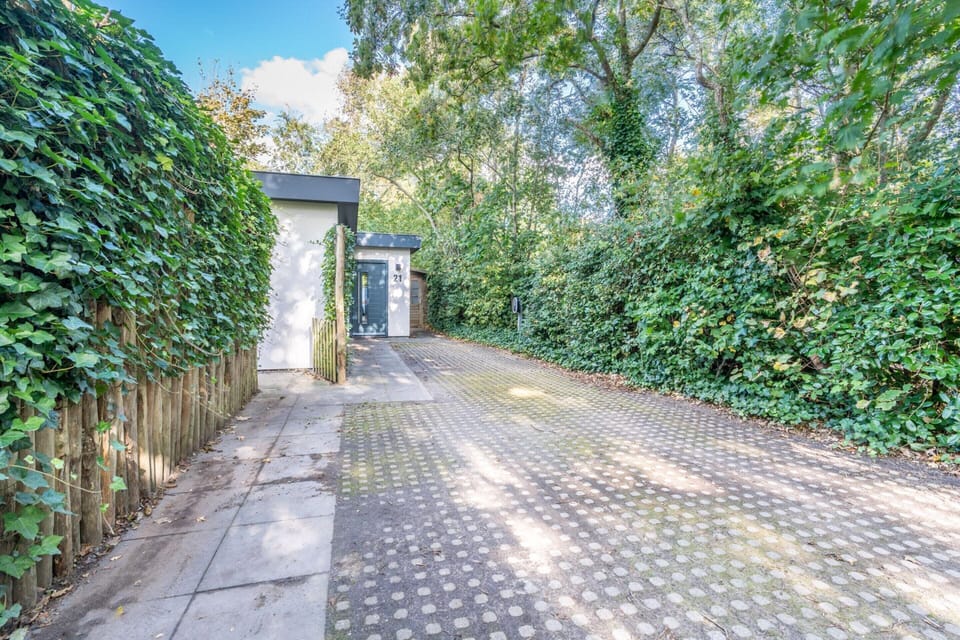 Bungalow | Garden