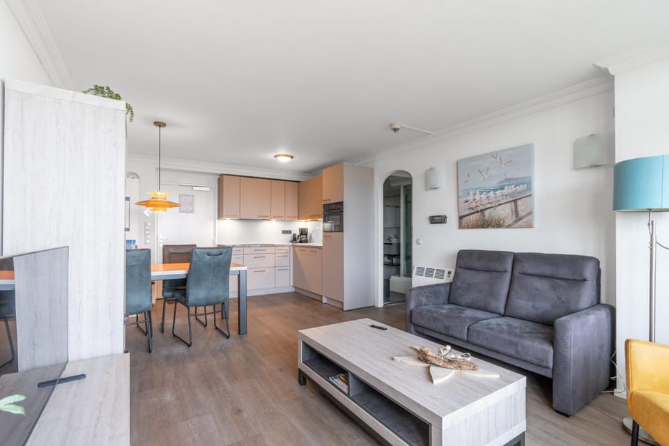 Apartment | Living room
