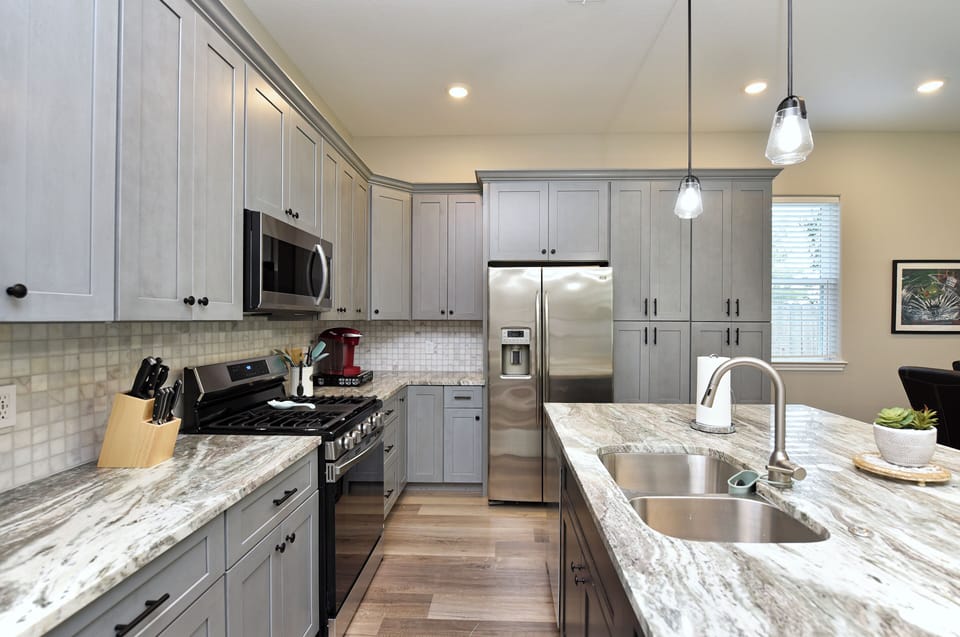 Whether a quick breakfast or a casual lunch, the space is bright and inviting.