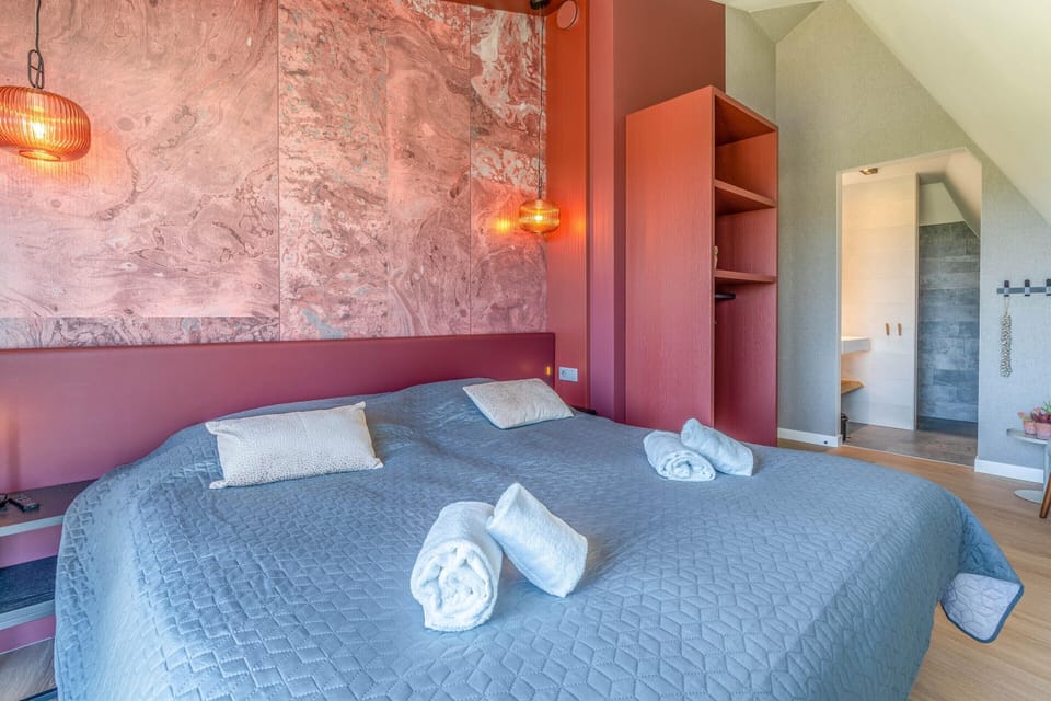 Villa | 4 bedrooms, iron/ironing board, individually furnished