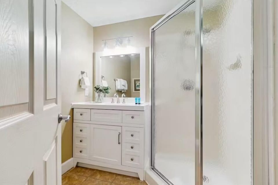 Tidewater 2016 Apartment in Panama City Beach