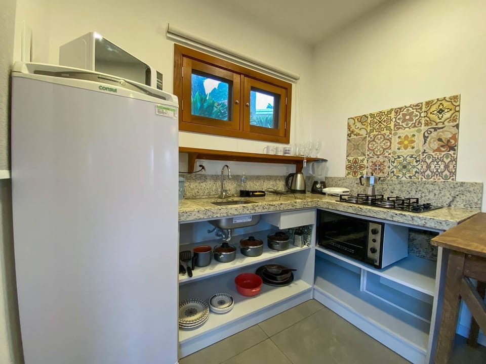 Deluxe Bungalow, Balcony, Mountain View | Iron/ironing board, free WiFi