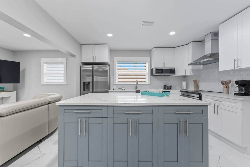 A fully-stocked kitchen that included a refrigerator with ice maker, standard coffee maker (cream and sugar provided), microwave and dishwasher. 