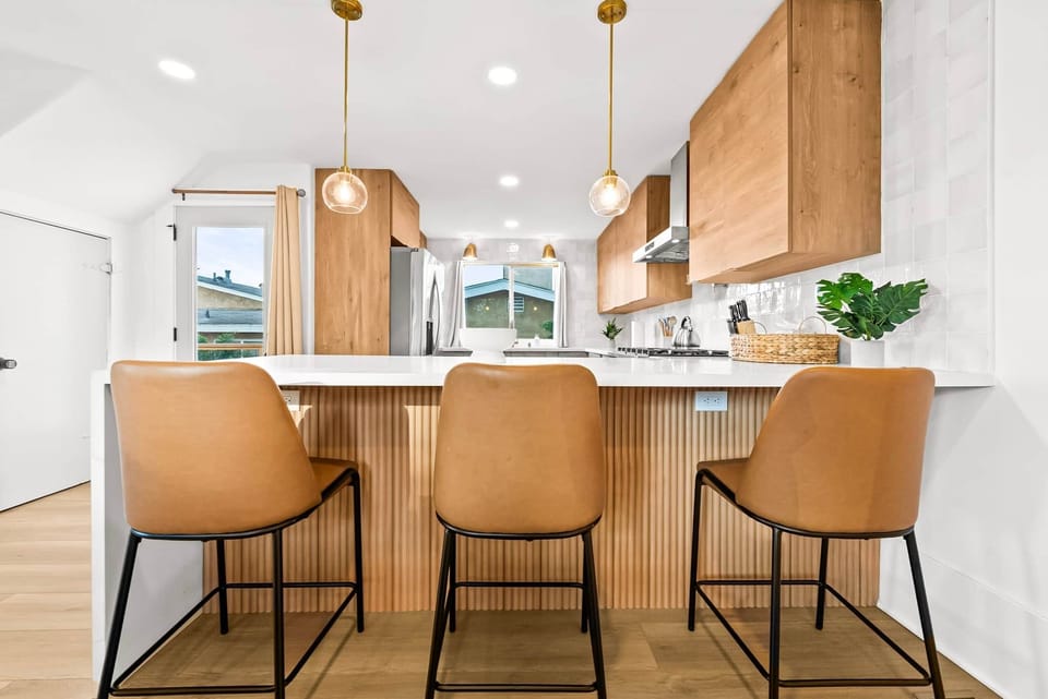 San diego vacation rental kitchen with coastal views(1)