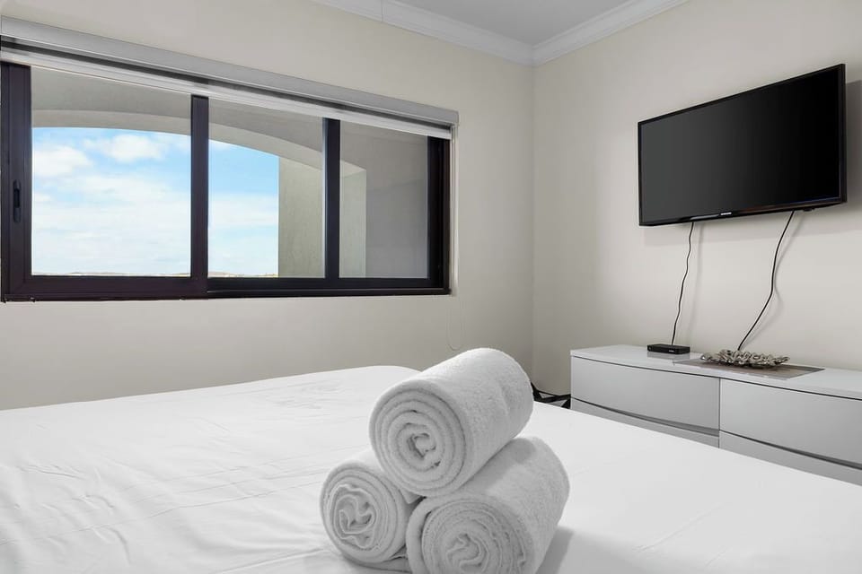 Sleep in style. Clean, bright, and perfectly equipped with a comfy bed and a TV for late-night viewing. This is your vacation headquarters!