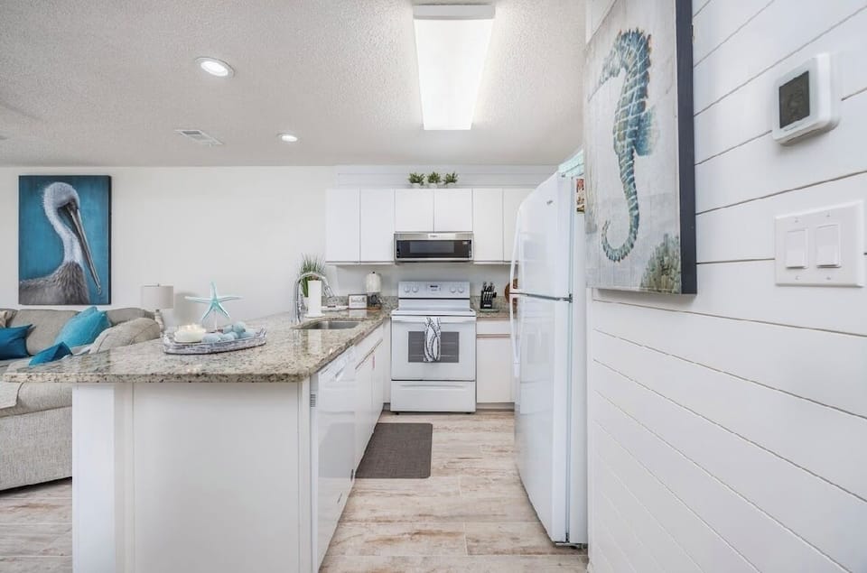 Private kitchen.