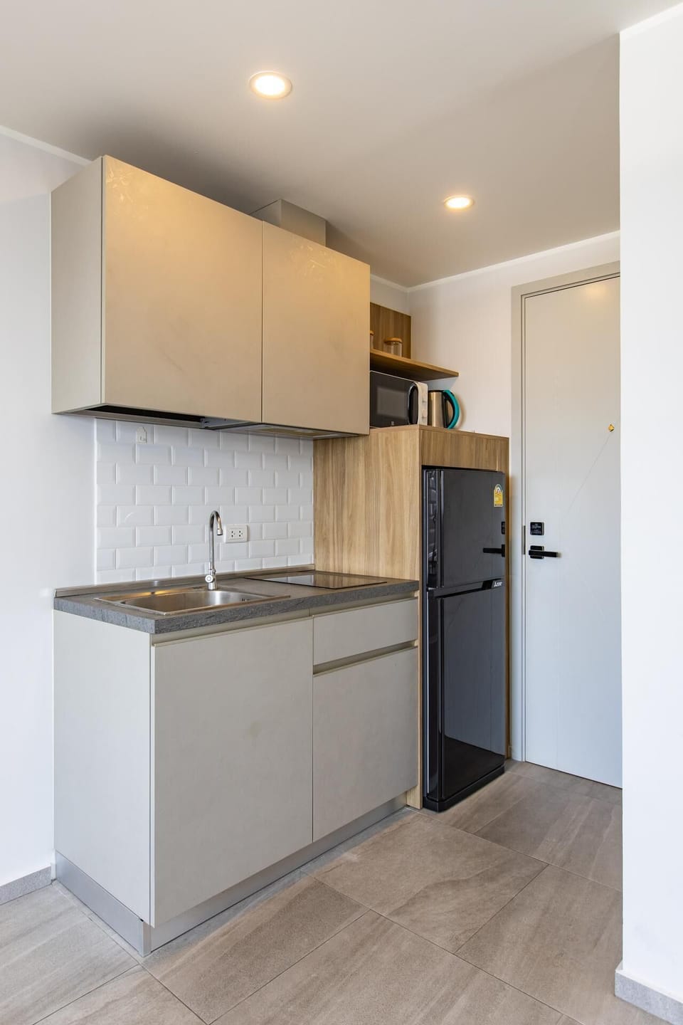 Apartment, Balcony | Private kitchenette