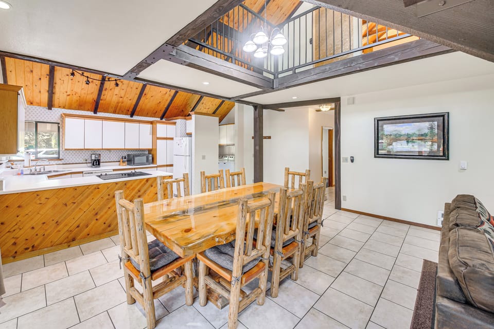 Dining Table | Kitchen