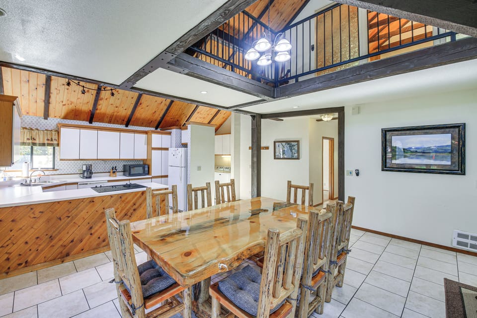 Dining Table | Kitchen