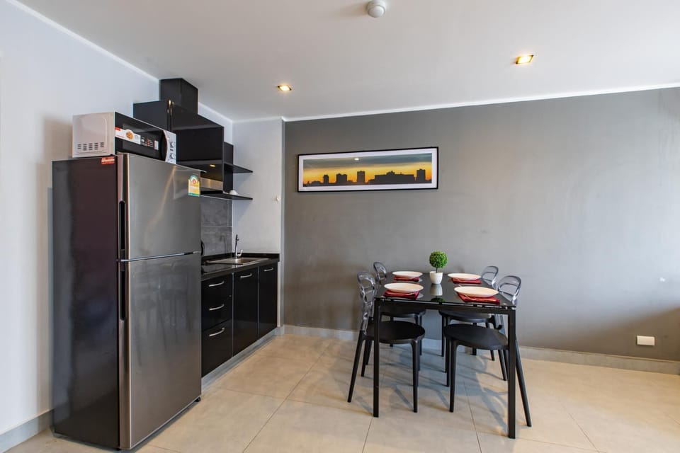 Apartment, 1 Bedroom, Balcony | Private kitchenette