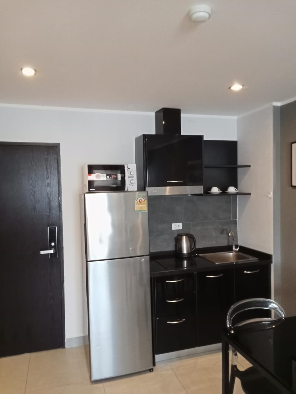 Apartment, Balcony, Mountain View | Private kitchenette