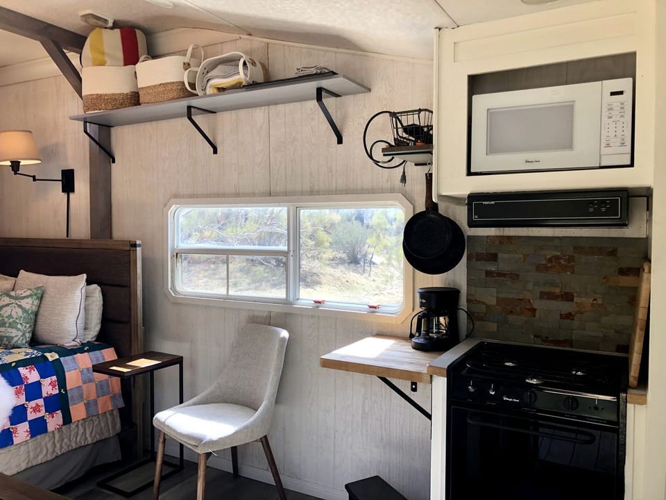 Charming California Glamping Retreat near Warner Springs Campground/ 
RV Resort in Southern California