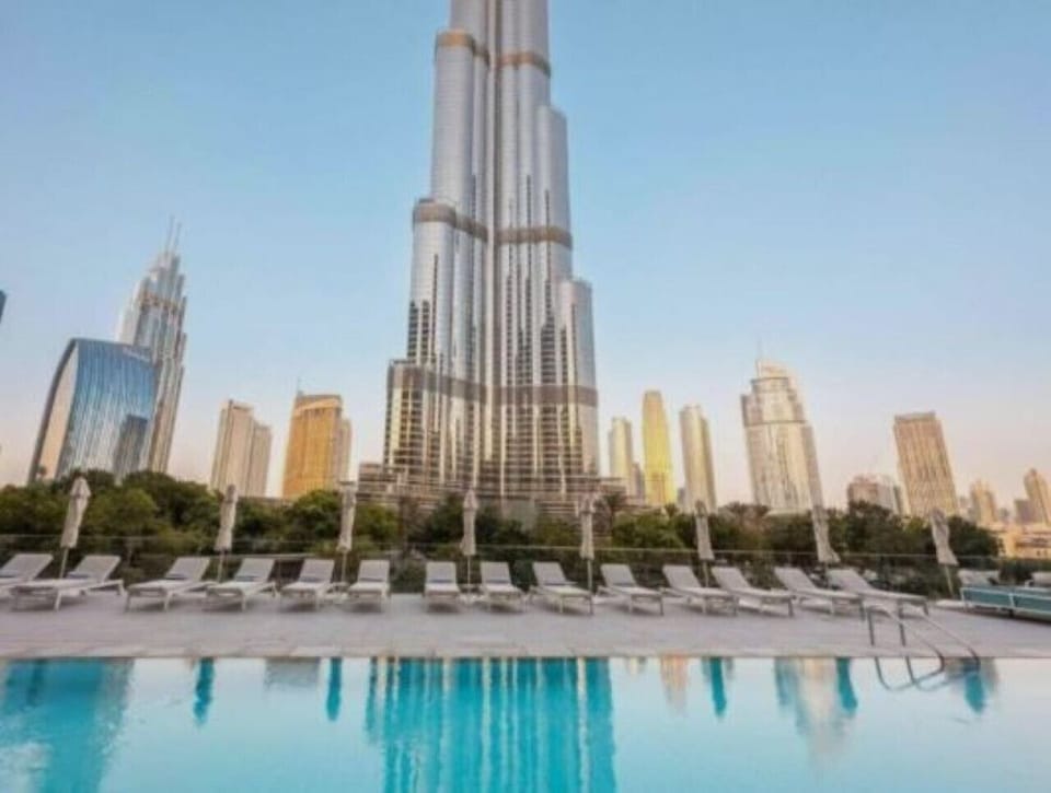 Infinity swimming pool with stunning, unobstructed Burj Khalifa views