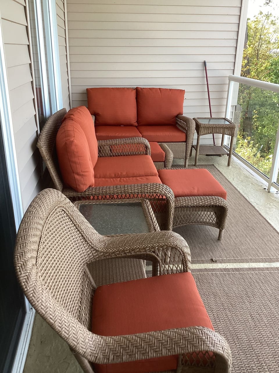 Comfortable cushioned patio furniture