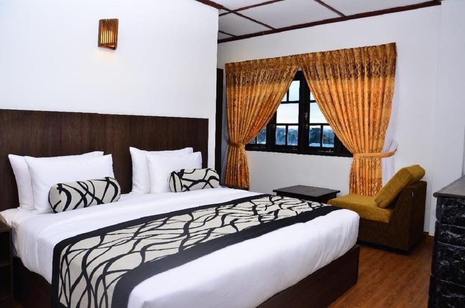 Deluxe Double Room, City View | Soundproofing, free WiFi
