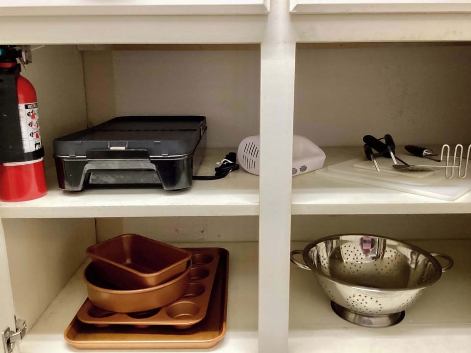 Full kitchen 