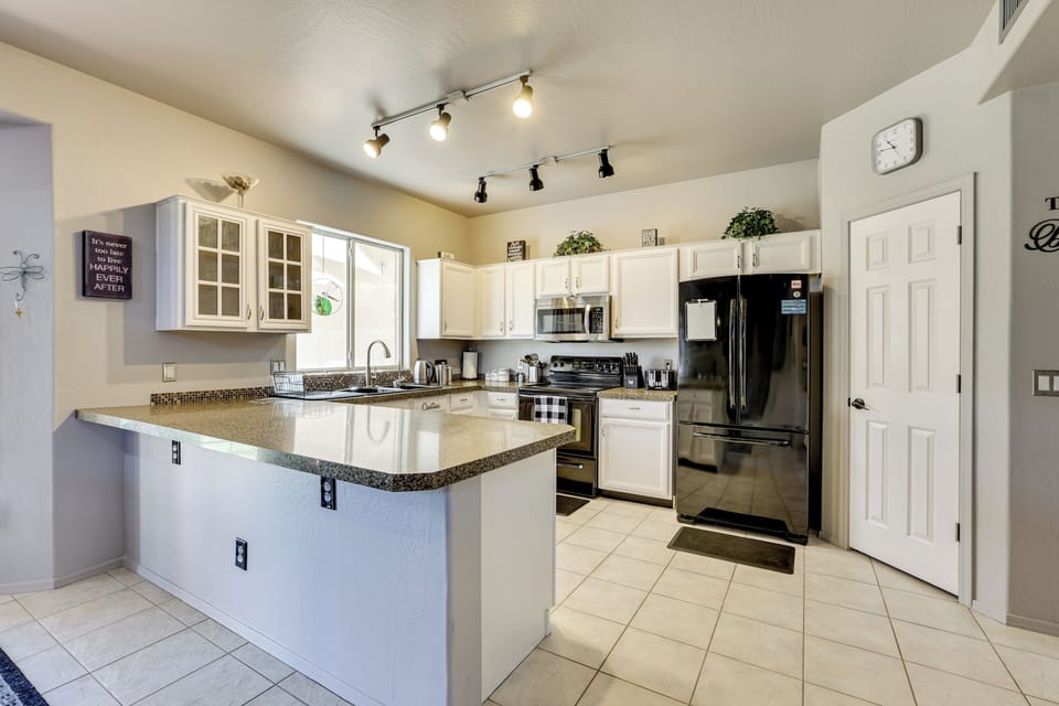 House (3 Bedrooms) | Interior