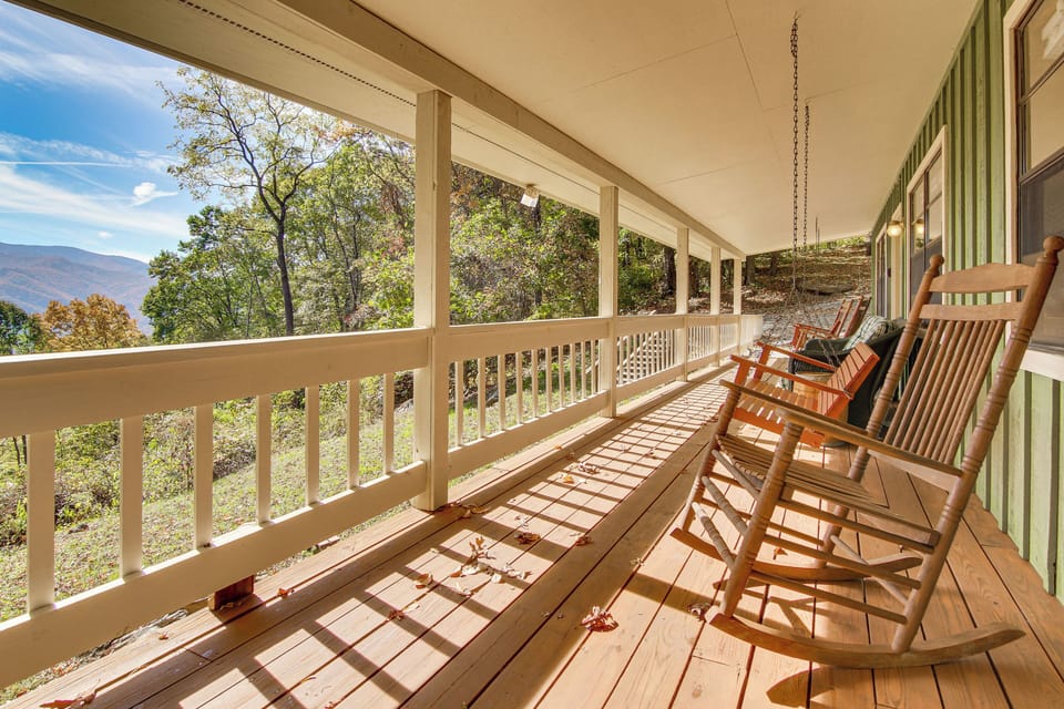 House (2 Bedrooms) | Front of property