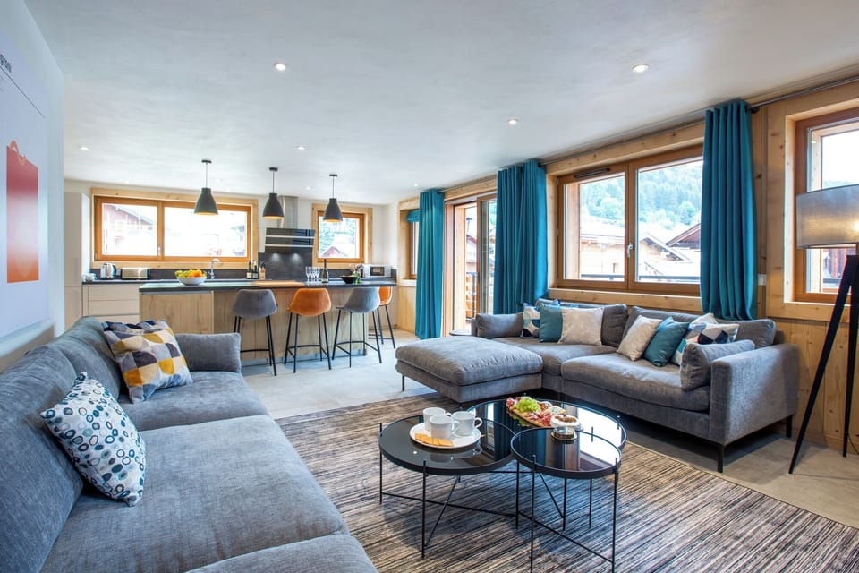 Large Windows for Light & Space
