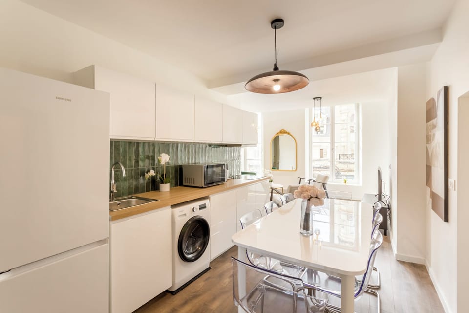Apartment | Private kitchen | Fridge, microwave, stovetop, electric kettle