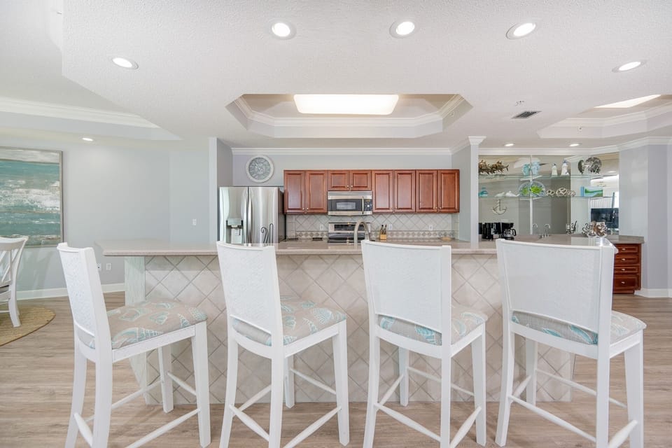 Condo, 3 Bedrooms | Dining
