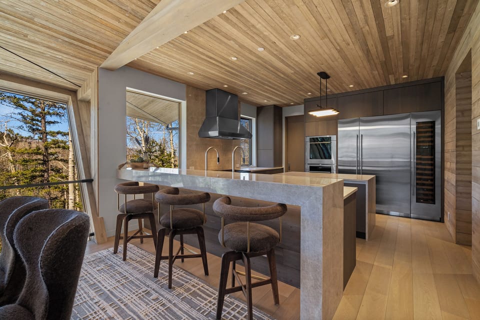3.0-telluride-monteluce-kitchen