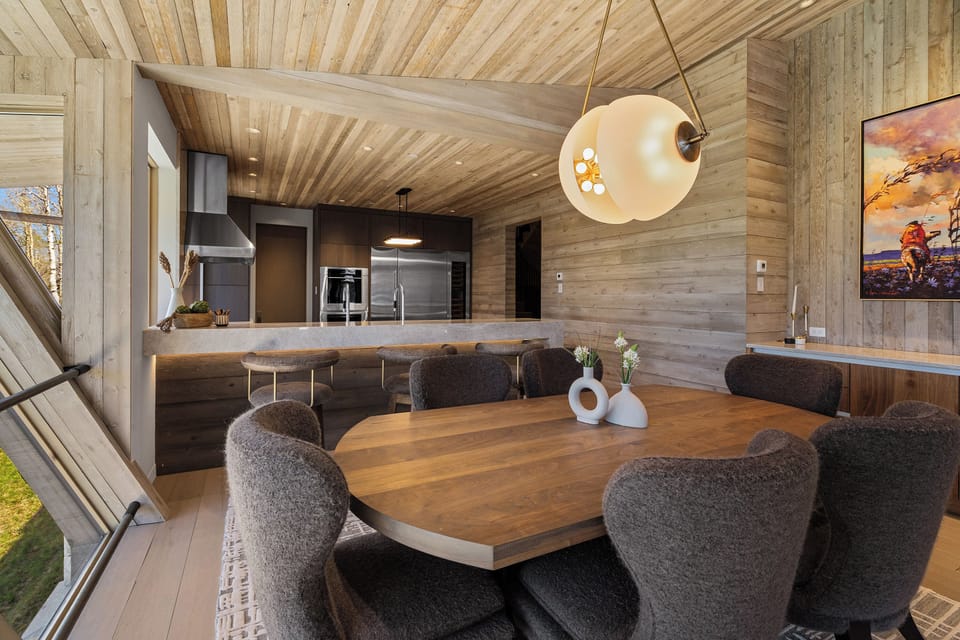 3.04-telluride-monteluce-kitchen-dining5