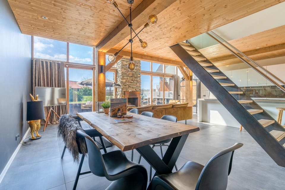 Villa | Dining