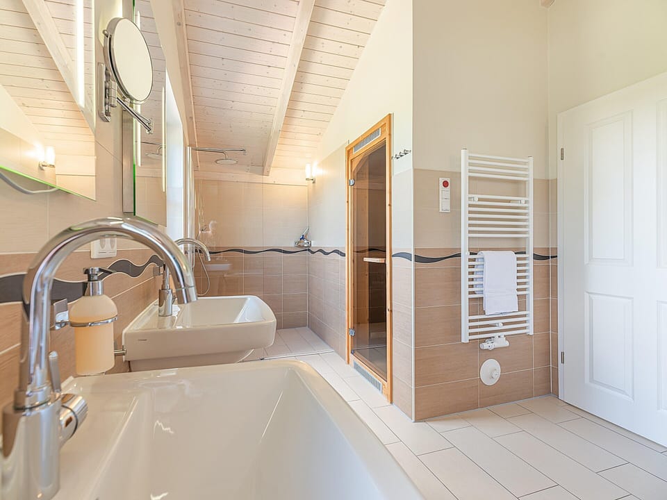 House | Bathroom