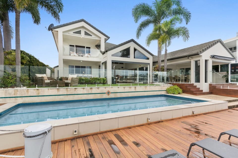 Apartment | Pool | Outdoor pool