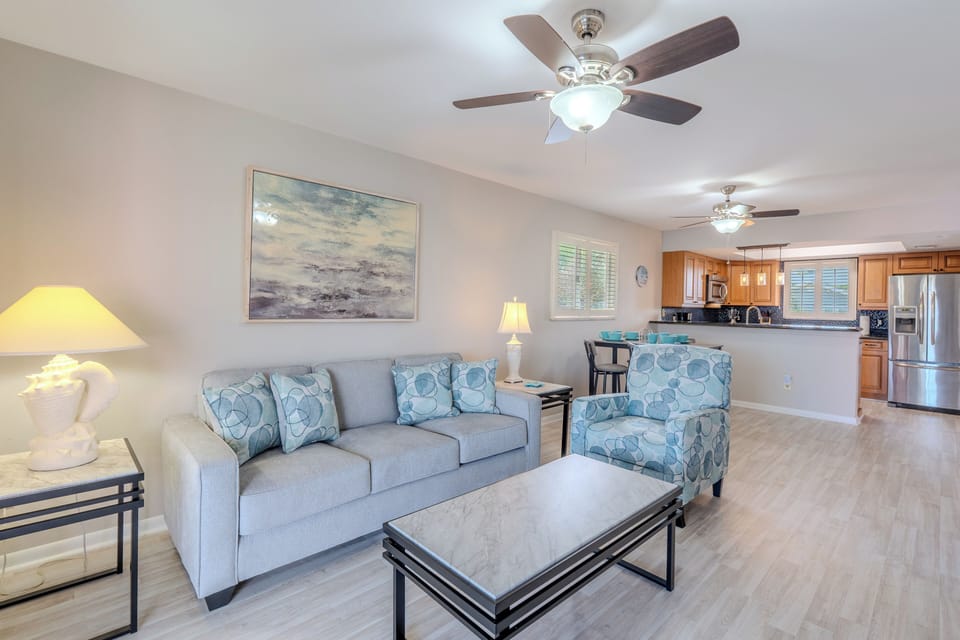 Open concept floorplan.