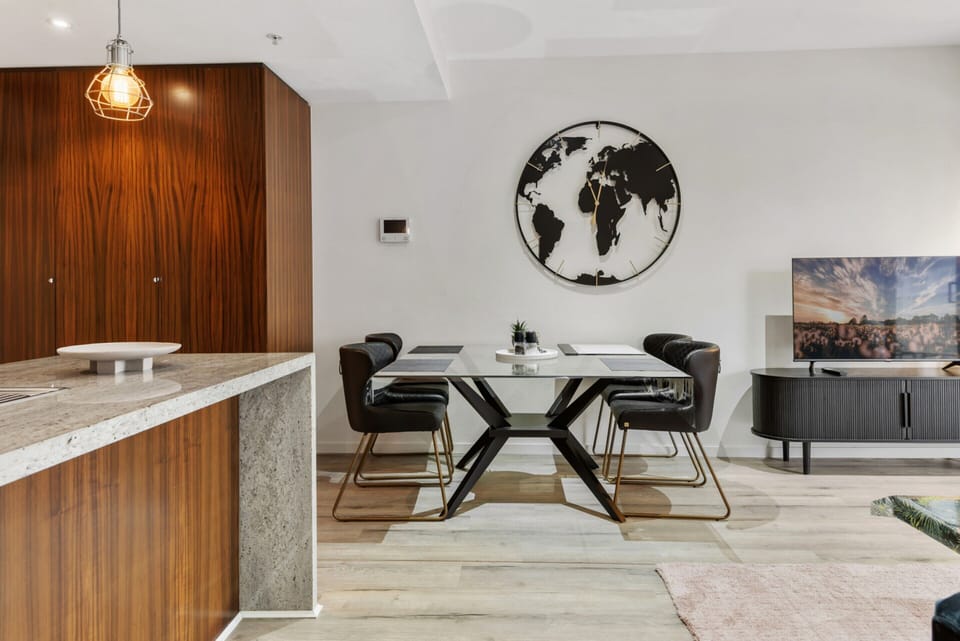 Apartment | Private kitchen | Fridge, microwave, oven, stovetop