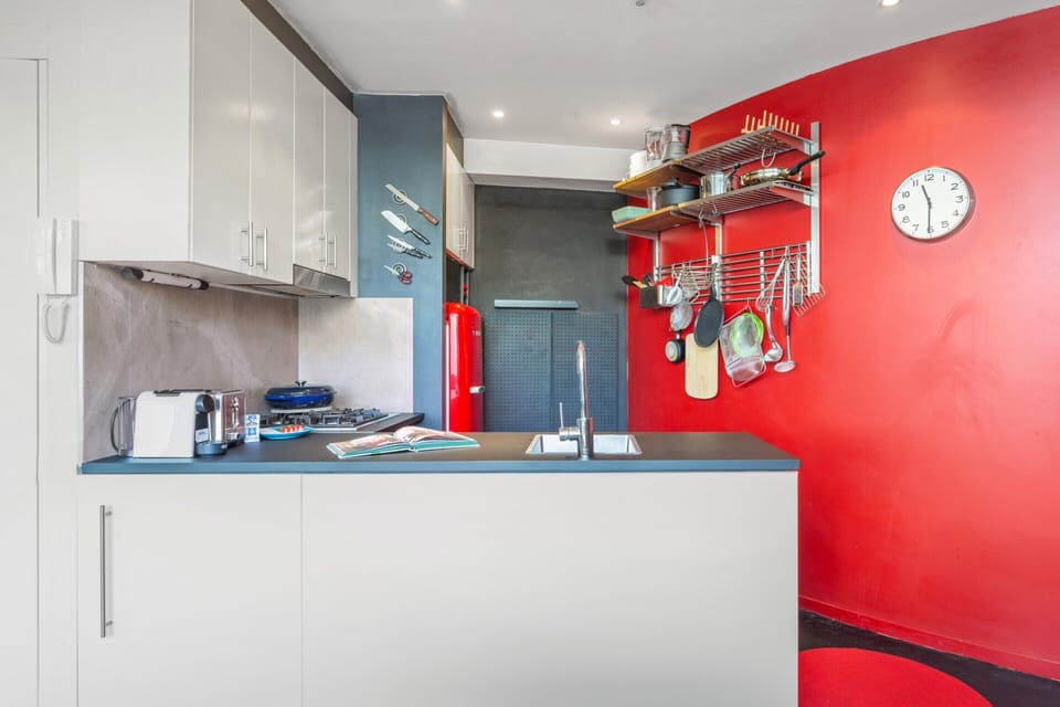 Apartment | Private kitchen | Cookware/dishes/utensils