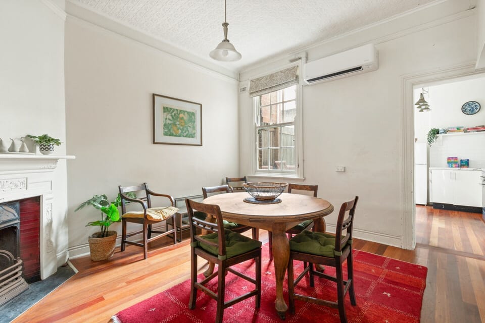 Apartment | Dining