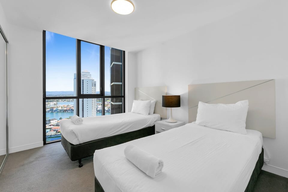 Apartment | 2 bedrooms, iron/ironing board, bed sheets