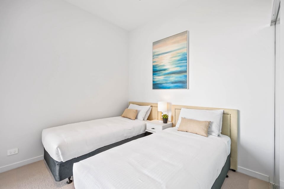 Apartment | 2 bedrooms, iron/ironing board, bed sheets
